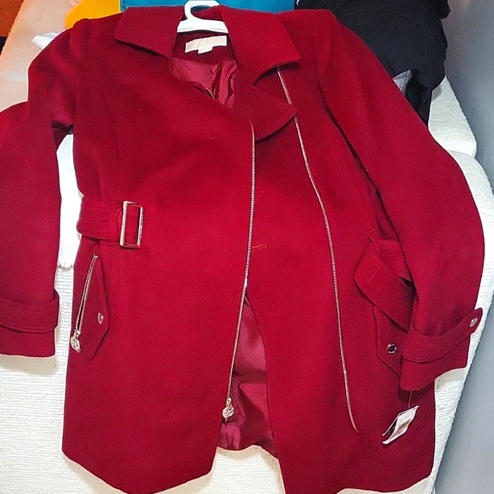 Color  Burgundy Jacket